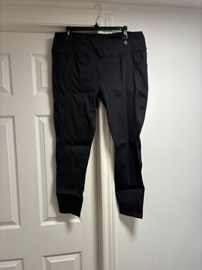 Skinnify Black Women's Athletic Leggings - Stretch Performance Pants